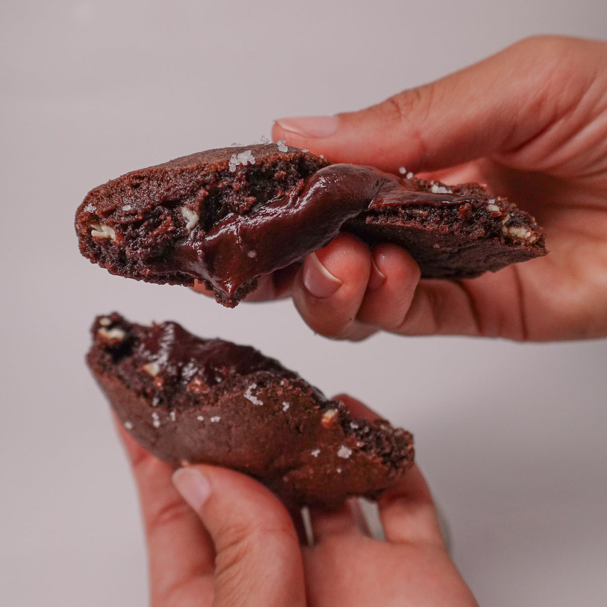 Cookie Recheado - Matilda (Triplo Chocolatudo)