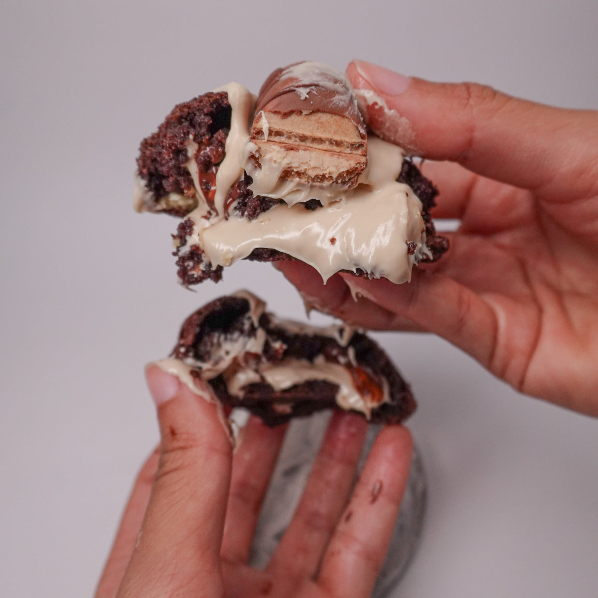 Cookie Supreme - Kinder Bueno Black